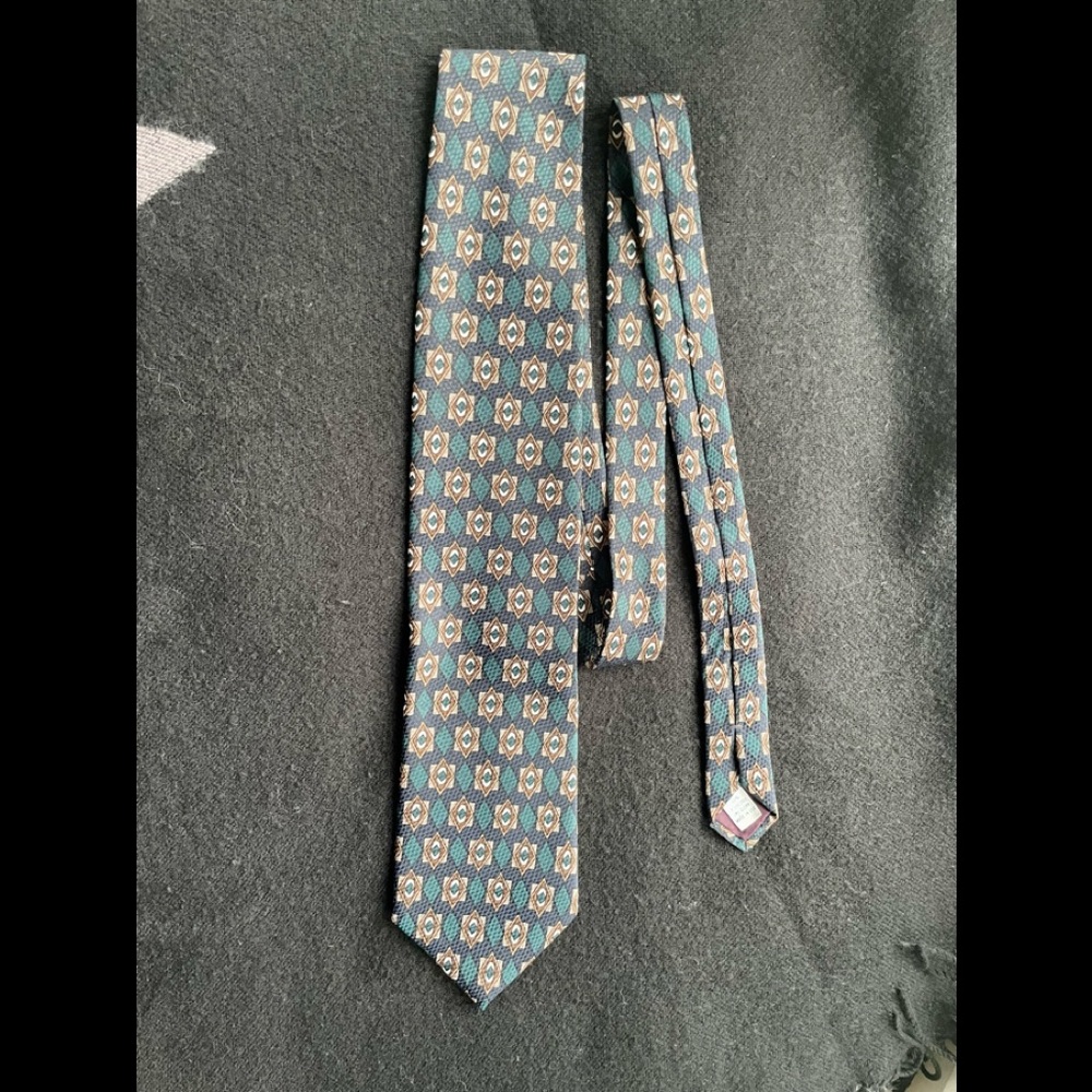 Tie